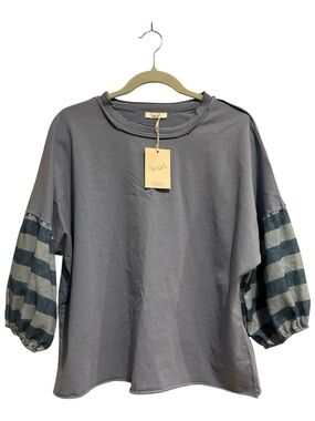 NWT Sage Vell Vintage Wash Mixed Media Top - Size L